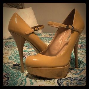 Steve Madden, Cougar Mary Jane Pump, Nude